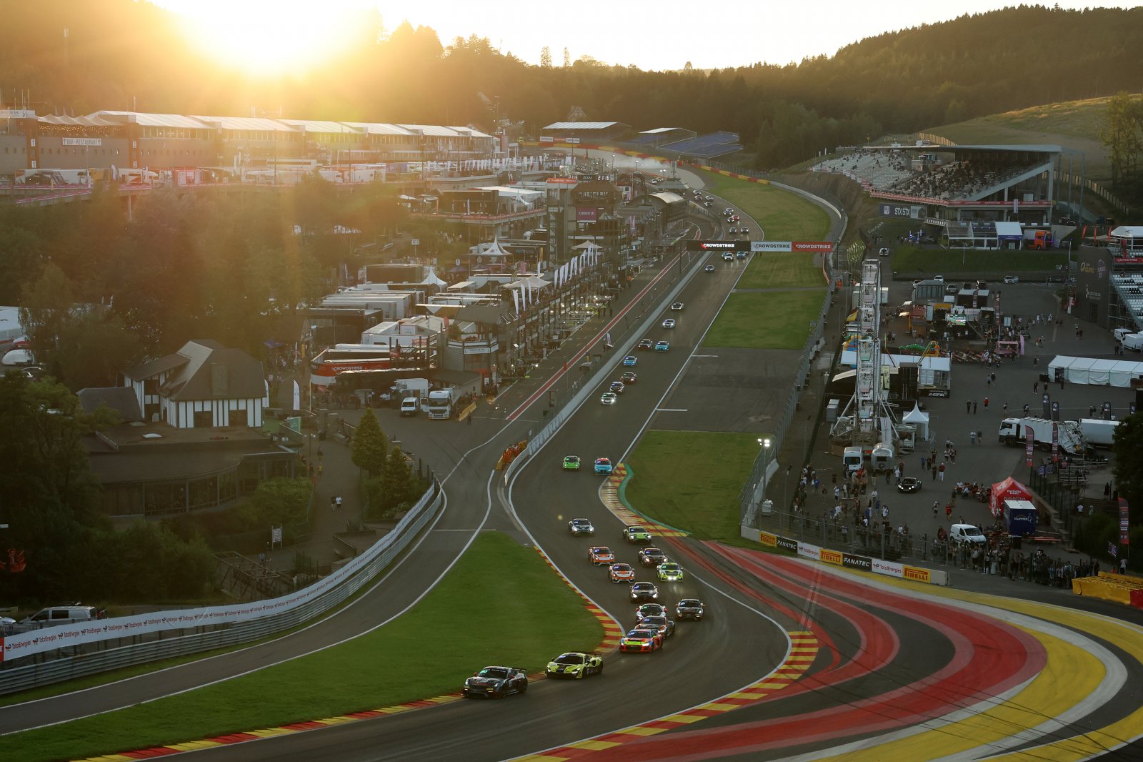 PREVIEW: Packed grid raring to go as the GT4 European Series powered by RAFA Racing Club joins the world's biggest GT event