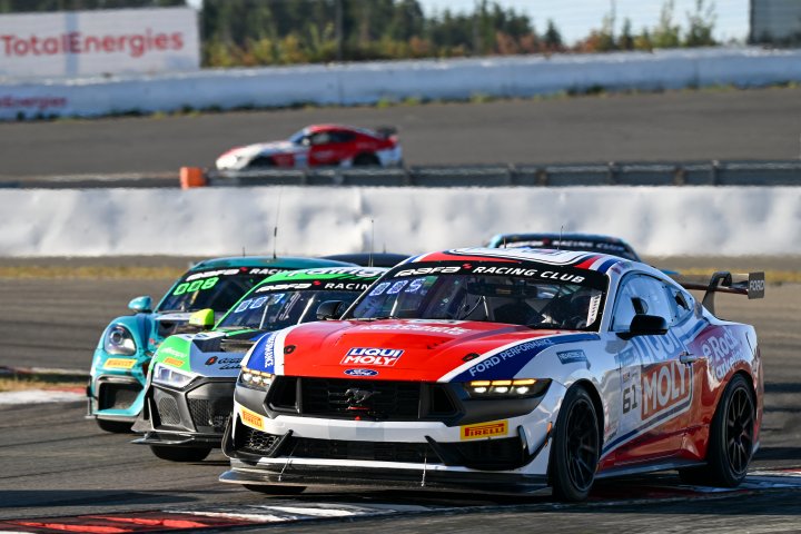 Evans teams with Vanspringel in Academy Mustang