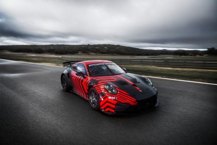 Porsche unveils new 911 GT4 R for 2027