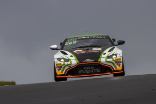 #89 AGS Event Team Racing Motorsport Aston Martin Vantage AMR GT4 Nicolas Gomar - Gilles Vannelet  |  Photo SRO/Chris Schotanus