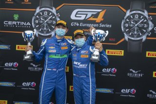 #17 V8 Racing Chevrolet Camaro  GT4. R Jop Rappange - Thijmen Nabuurs |  Photo SRO/Chris Schotanus