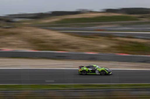 #718 Centri Porsche Ticino Porsche 718 Cayman GT4 CS MR Ivan Jacoma - Joel Camathias |  Photo SRO/Chris Schotanus