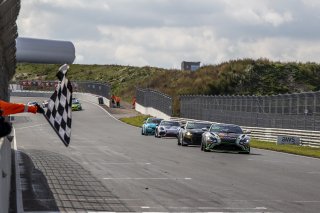#27 AGS Events Aston Martin Vantage AMR GT4 Theo Nouet - Valentin Hasse Clot  |  Photo SRO/Chris Schotanus