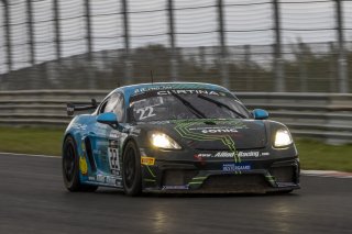 #22 Allied Racing Porsche 718 Cayman GT4 CS MR Jan Kasperlik - Bastian Buus |  Photo SRO/Chris Schotanus