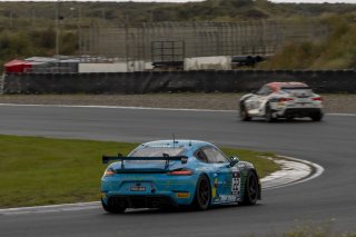 #22 Allied Racing Porsche 718 Cayman GT4 CS MR Jan Kasperlik - Bastian Buus |  Photo SRO/Chris Schotanus