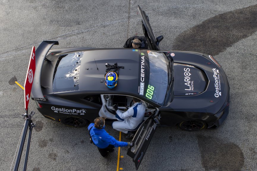 #99 V8 Racing Chevrolet Camaro GT4.R Duncan Huisman Jorge Cabezas Catalan