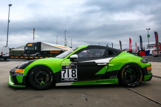 #718 Centri Porsche Ticino Porsche 718 Cayman GT4 CS MR Ivan Jacoma - Joel Camathias | Photo SRO/Co van der Gragt | SRO Motorsports Group