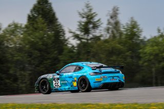 #22 Allied Racing Porsche 718 Cayman GT4 CS MR Jan Kasperlik - Bastiaan Buus | Photo SRO/Co van der Gragt | SRO Motorsports Group