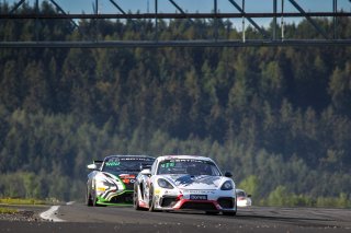 #21 Allied Racing Porsche 718 Cayman GT4 CS MR Jorg Viebahn - Nicolaj Moller-Madsen | Photo SRO/Co van der Gragt | SRO Motorsports Group