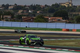 #718 Centri Porsche Ticino Porsche 718 Cayman GT4 CS MR Ivan Jacoma - Joel Camathias |  Photo SRO/Chris Schotanus