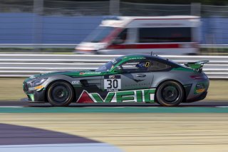 #30 SRT Mercedes AMG GT4 Kay van Berlo Wim Spinoy  |  Photo SRO/Chris Schotanus