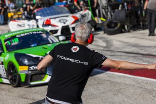 #718 Centri Porsche Ticino Porsche 718 Cayman GT4 CS MR Ivan Jacoma - Joel Camathias |  Photo SRO/Chris Schotanus