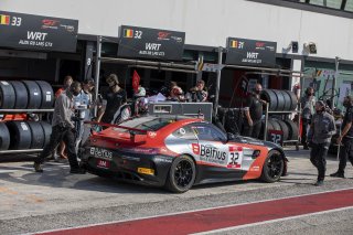 #32 SRT Mercedes AMG GT4 Johan Vannerum. Jean-Luc Behets |  Photo SRO/Chris Schotanus