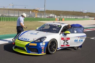 #75 Autorlando Sport  Porsche 718 Cayman GT4 CS MR Dario Cerati - Maurizio Fratti  |  Photo SRO/Chris Schotanus