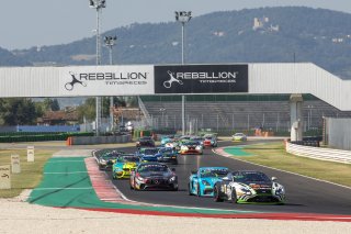 #27 AGS Events Aston Martin Vantage AMR GT4 Theo Nouet - Valentin Hasse Clot  |  Photo SRO/Chris Schotanus