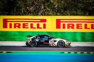 #45 AGS Events FRA Aston Martin AMR Vantage GT4 Hugo Cond&eacute; FRA Akhil Rabindra GBR Silver Cup, Free Practice 1, GT4
 | SRO / Jules Benichou - 21creation