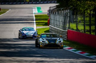 #45 AGS Events FRA Aston Martin AMR Vantage GT4 Hugo Condé FRA Akhil Rabindra GBR Silver Cup, Free Practice 1, GT4
 | SRO / Jules Benichou - 21creation