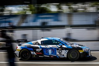 #42 Sainteloc Racing FRA Audi R8 LMS GT4 Fabien Michal FRA Gregory Guilvert FRA Pro-Am, Free Practice 2, GT4, Pit Lane
 | SRO / Jules Benichou - 21creation