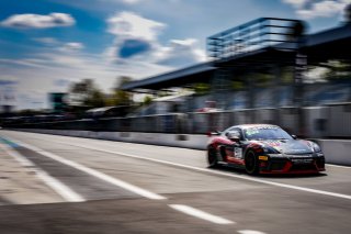 #911 Centri Porsche Ticino CHE Porsche 718 Cayman GT4 CS MR Christian De Kant CHE Antonio Spavone ITA Pro-Am, Free Practice 2, GT4, Pit Lane
 | SRO / Jules Benichou - 21creation