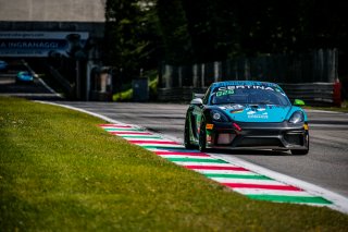 #26 Allied Racing DEU Porsche 718 Cayman GT4 CS MR Alexander Hartvig DNK Joel Camathias CHE Pro-Am, GT4, Qualifying
 | SRO / Jules Benichou - 21creation