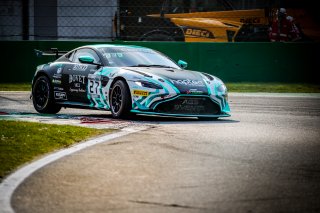 #27 AGS Events FRA Aston Martin AMR Vantage GT4 Konstantin Lachenauer CHE C&eacute;sar Gazeau FRA Silver Cup, GT4, Race 1
 | SRO / Jules Benichou - 21creation