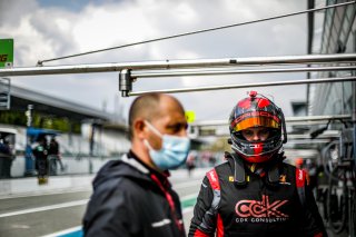 GT4, Pit lane, Race 2
 | SRO / Jules Benichou - 21creation