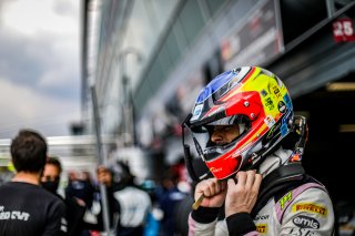 GT4, Pit lane, Race 2
 | SRO / Jules Benichou - 21creation