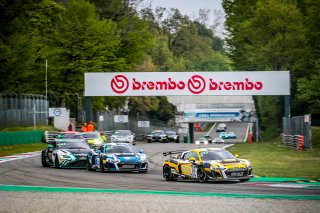 #14 Sainteloc Racing FRA Audi R8 LMS GT4 Clement Seyler LUX Roee Meyuhas ISR Silver Cup, GT4, Race 2
 | SRO / Jules Benichou - 21creation