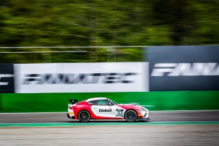 #33 SVC Sport Management ITA Toyota GR Supra GT4 Piotr Chodzen ITA Antoni Chodzen POL Pro-Am, GT4, Race 2
 | SRO / Jules Benichou - 21creation