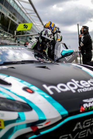 GT4, Official Paid Test Session, Pitlane, Story
 | SRO / Jules Benichou - 21creation