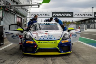 #75 Autorlando Sport ITA Porsche 718 Cayman GT4 CS MR Dario Cerati ITA Riccardo Canzian ITA Am, GT4, Official Paid Test Session, Pitlane
 | SRO / Jules Benichou - 21creation