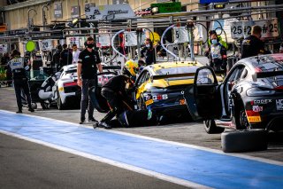 Free Practice 2, Pitlane
 | SRO / Dirk Bogaerts Photography