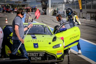 Free Practice 2, Pitlane
 | SRO / Dirk Bogaerts Photography