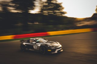 #718 Centri Porsche Ticino CHE Porsche 718 Cayman GT4 CS MR Ivan Jacoma CHE Max Busnelli ITA Pro-Am, Free Practice 2, GT4
 | SRO / Jules Benichou - 21creation