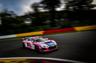 #4 Team Speedcar FRA Audi R8 LMS GT4 Robert Consani FRA Benjamin Lariche FRA Silver Cup, Free Practice 2, GT4
 | SRO / Jules Benichou - 21creation