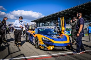 Gridwalk, Race 1
 | SRO / Dirk Bogaerts Photography