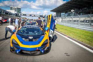 Gridwalk, Race 1
 | SRO / Patrick Hecq Photography