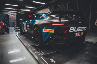 GT4, Scrutineering
 | SRO / TWENTY-ONE CREATION - Jules Benichou