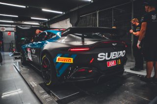 GT4, Scrutineering
 | SRO / TWENTY-ONE CREATION - Jules Benichou