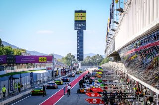 Free Practice 1, Pitlane
 | SRO / Dirk Bogaerts Photography