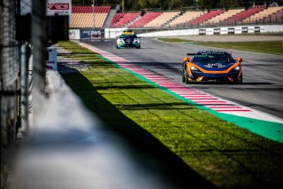 #23 United Autosports GBR McLaren 570S GT4  Bailey Voisin GBR Charlie Fagg GBR Silver Cup, Free Practice 1, GT4
 | SRO / TWENTY-ONE CREATION - Jules Benichou