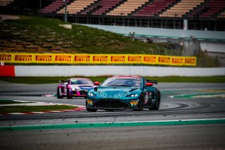 #18 Hella Pagid - racing one DEU Aston Martin AMR Vantage GT4 Markus Lungstrass DEU Henrik Lyngbye Pedersen DNK Am, GT4, Race 2
 | SRO / TWENTY-ONE CREATION - Jules Benichou