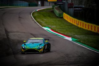 #18 Team Spirit Racing  Aston Martin AMR Vantage GT4 Henrik Lyngbye Pedersen DNK Markus Lungstrass DEU Am, Free Practice 1, GT4
 | SRO / TWENTY-ONE CREATION - Jules Benichou