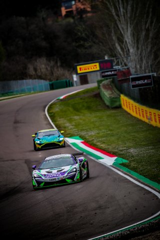 #119 SMC Motorsport McLaren 570S GT4 Fernando Navarrete Rodrigo ESP Gonzalo De Andres Martin ESP Pro-Am, Free Practice 1, GT4
 | SRO / TWENTY-ONE CREATION - Jules Benichou
