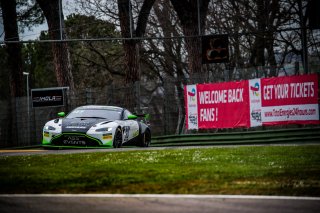 #80 AGS Events Aston Martin AMR Vantage GT4 Tom Verdier FRA Ruben del Sarte GBR Silver Cup, Free Practice 2, GT4
 | SRO / TWENTY-ONE CREATION - Jules Benichou