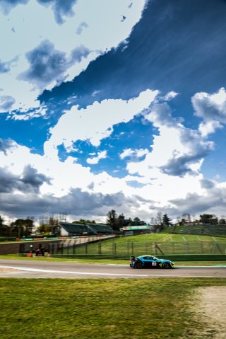 #18 Team Spirit Racing  Aston Martin AMR Vantage GT4 Henrik Lyngbye Pedersen DNK Markus Lungstrass DEU Am, GT4, Qualifying
 | SRO / TWENTY-ONE CREATION - Jules Benichou