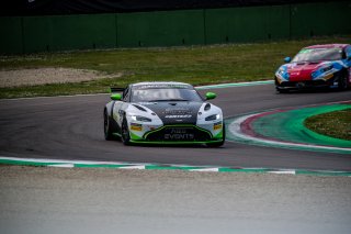 #80 AGS Events Aston Martin AMR Vantage GT4 Tom Verdier FRA Ruben del Sarte GBR Silver Cup, GT4, Qualifying
 | SRO / TWENTY-ONE CREATION - Jules Benichou