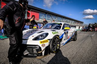 Gridwalk, Race 1
 | SRO / Dirk Bogaerts Photography