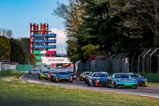 GT4, Race 1, Start
 | SRO / TWENTY-ONE CREATION - Jules Benichou