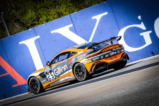 Gridwalk, Race 2
 | SRO / Dirk Bogaerts Photography